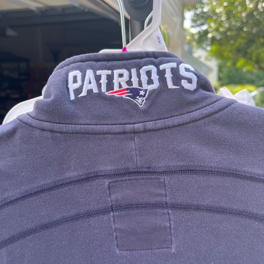 Tommy Bahama Dark Blue Zip-Up Patriots NFL Sweater